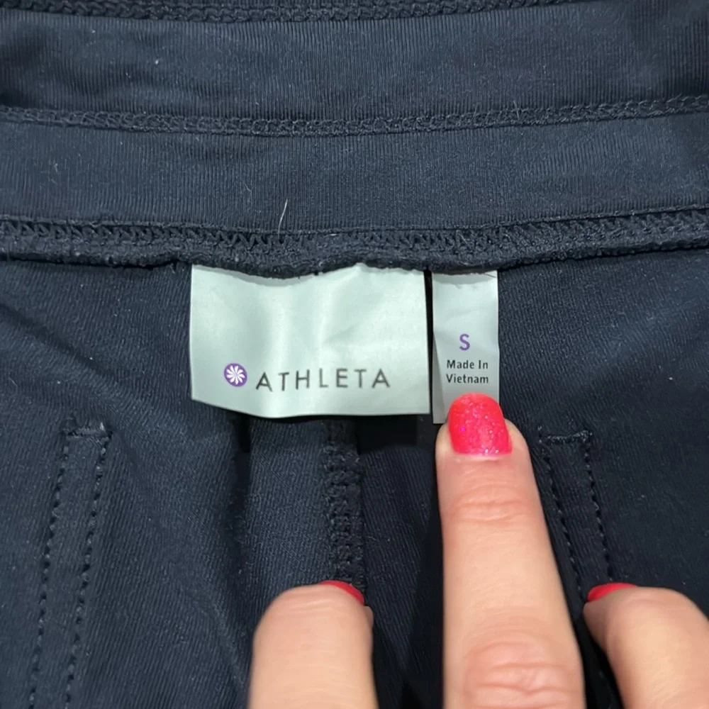 Athleta shorts - Picture 4 of 6